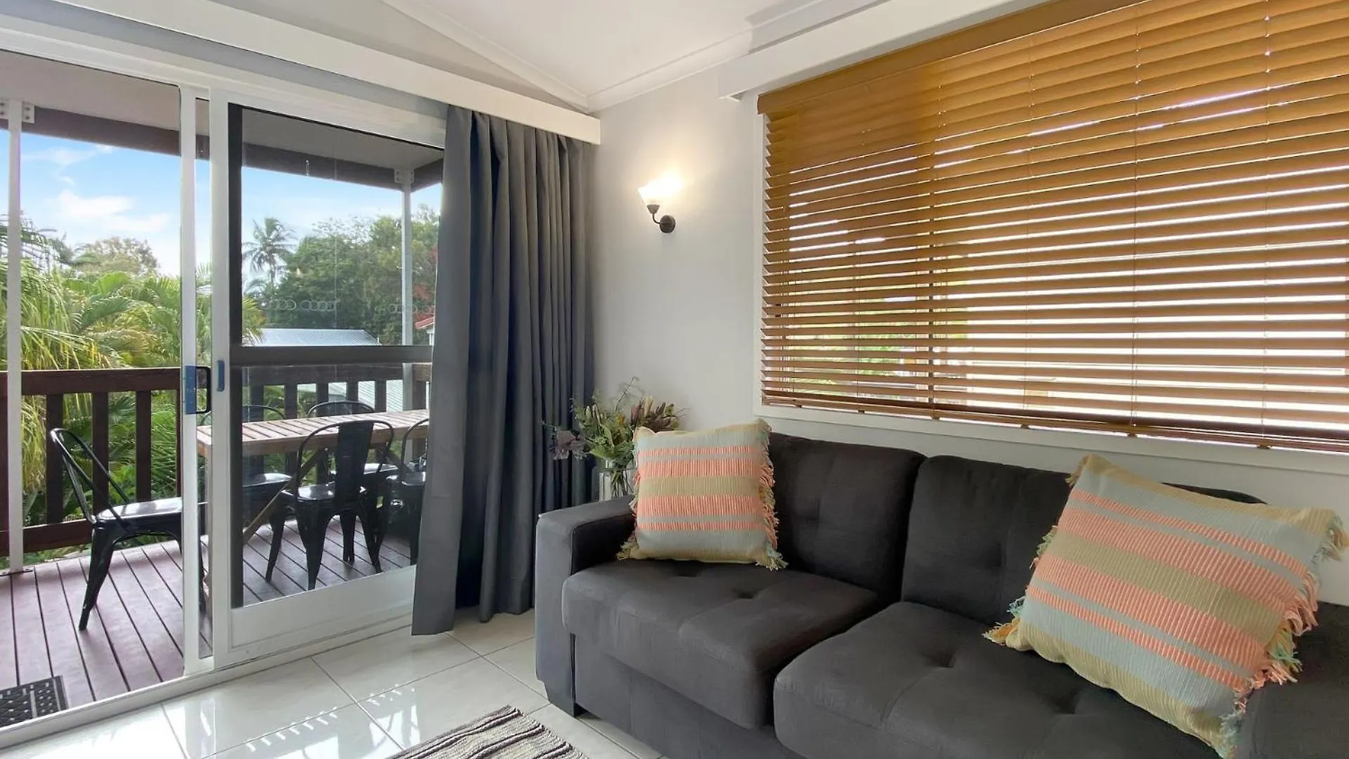 Magnetic Haven Unit 7 Apartman Arcadia